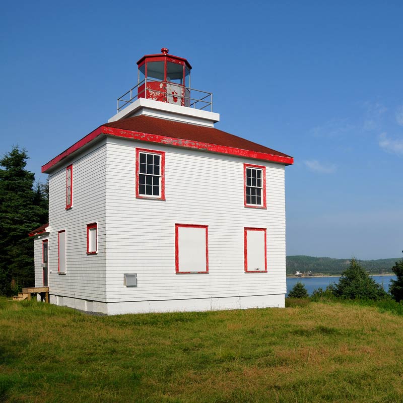 Isaac's Harbour Lighthouse - Photo by Dennis Jarvis